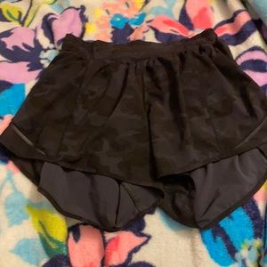 Camo lululemon shorts size 6